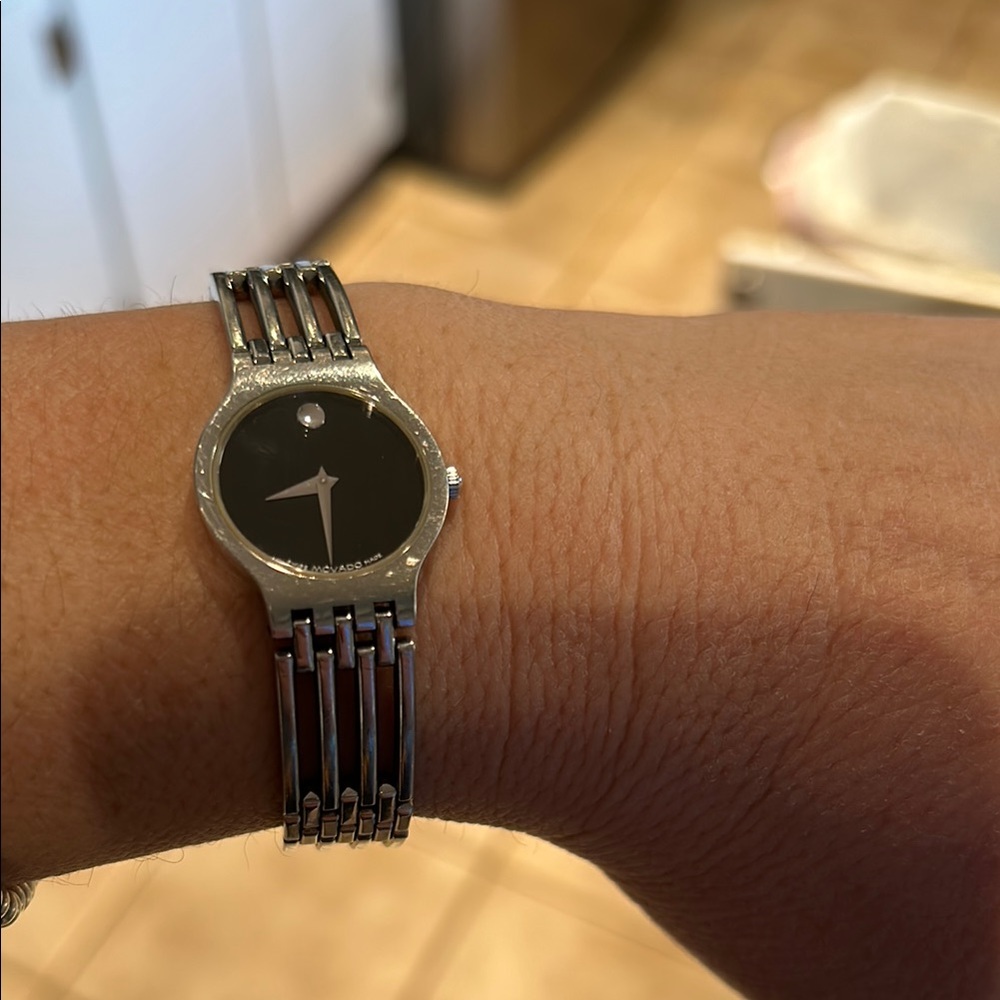 Women’s Movado esperanza watch vintage - Picture 9 of 12